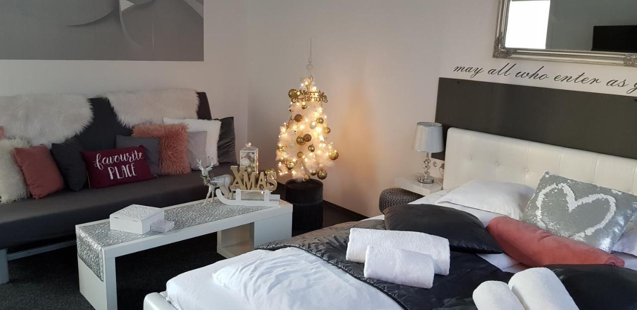 Modern Flat In City Center 布达佩斯 外观 照片