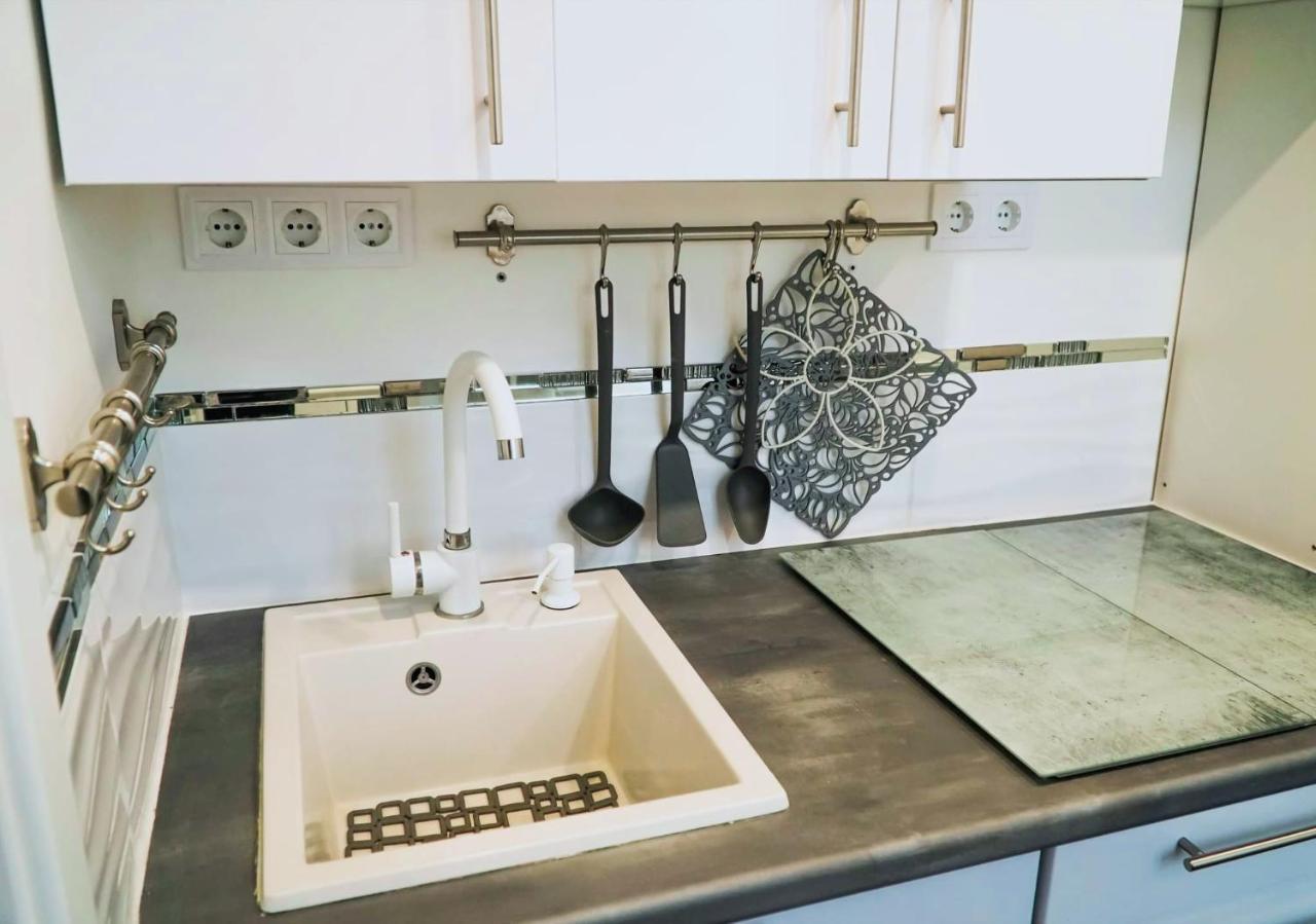 Modern Flat In City Center 布达佩斯 外观 照片